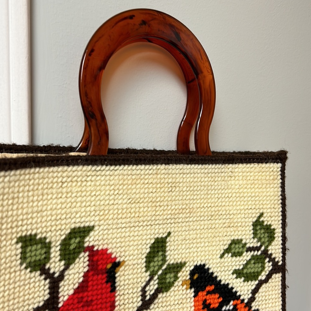 Tooooo CUTE!! Spring bag! Embroidered - Picture 2 of 9